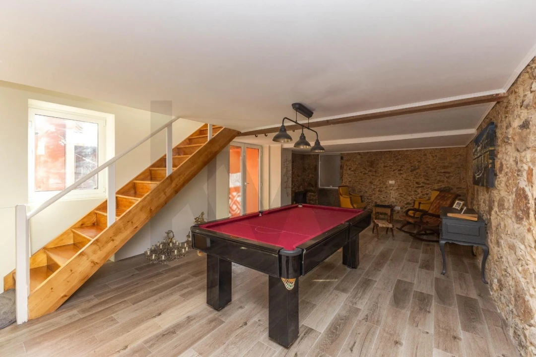 Moradia T4 para Venda em Santa Maria de Lamas Foto 11