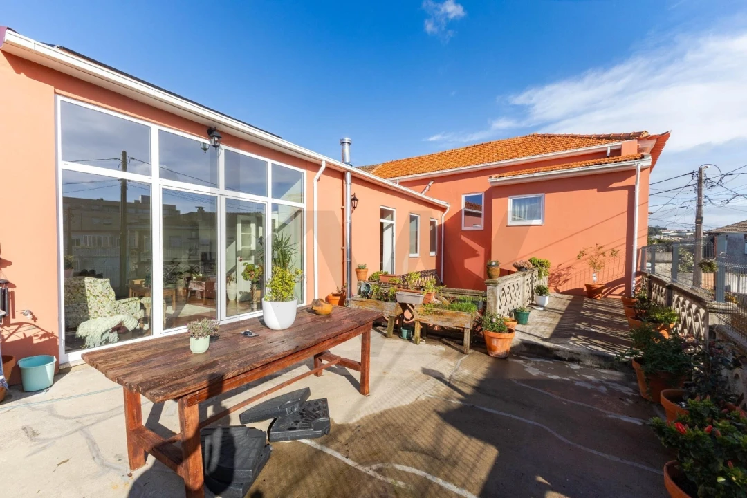 Moradia T4 para Venda em Santa Maria de Lamas Foto 13