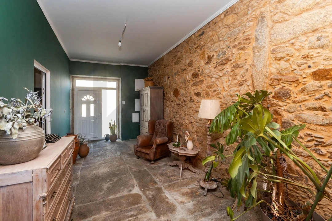 Moradia T4 para Venda em Santa Maria de Lamas Foto 6