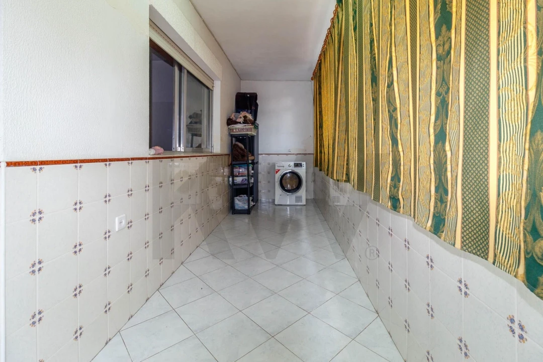 Moradia T3 para Venda em Serzedo e Perosinho Foto 4