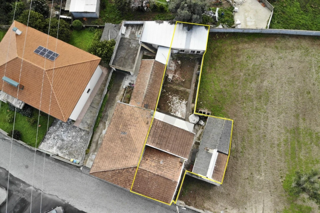 Moradia T3 para Venda em Serzedo e Perosinho Foto 1