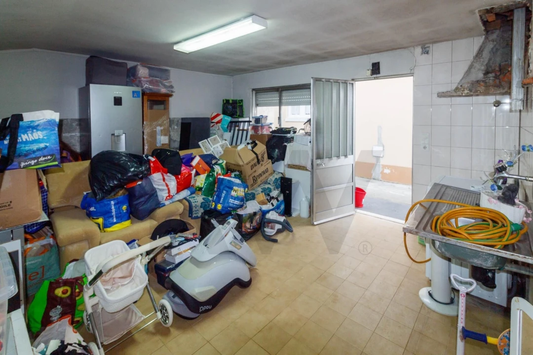 Moradia T3 para Venda em Serzedo e Perosinho Foto 28