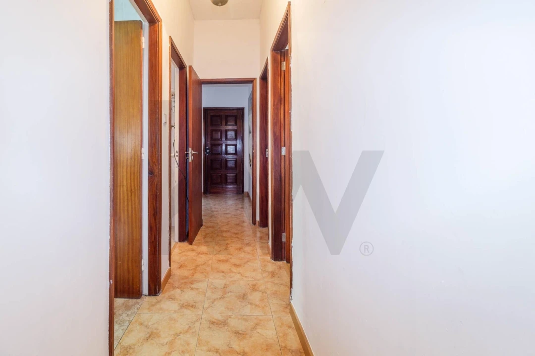 Moradia T3 para Venda em Serzedo e Perosinho Foto 13