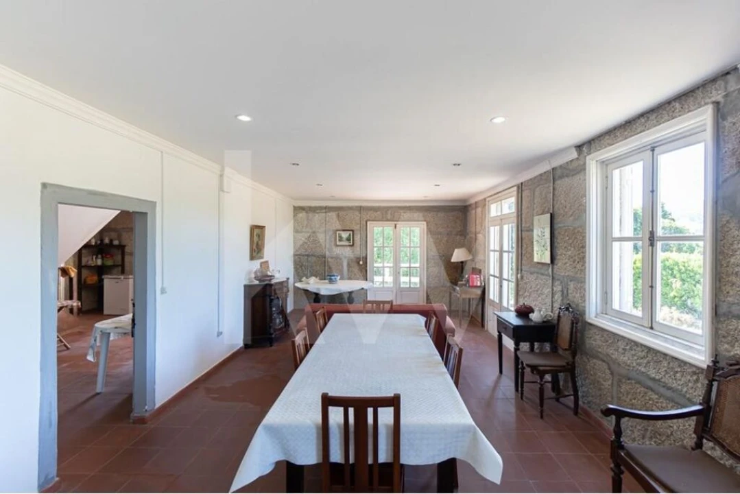 Moradia T6 para Venda em Amarante (São Gonçalo), Madalena, Cepelos e Gatão Foto 2