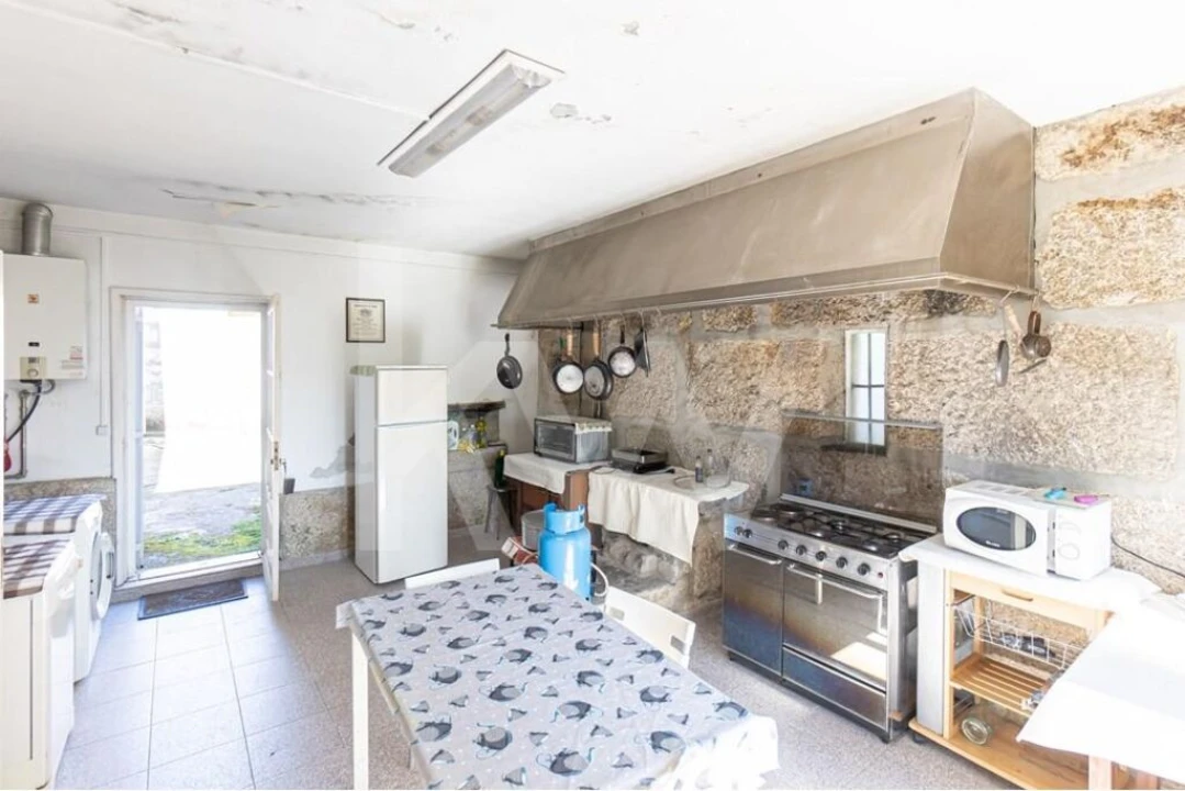 Moradia T6 para Venda em Amarante (São Gonçalo), Madalena, Cepelos e Gatão Foto 29