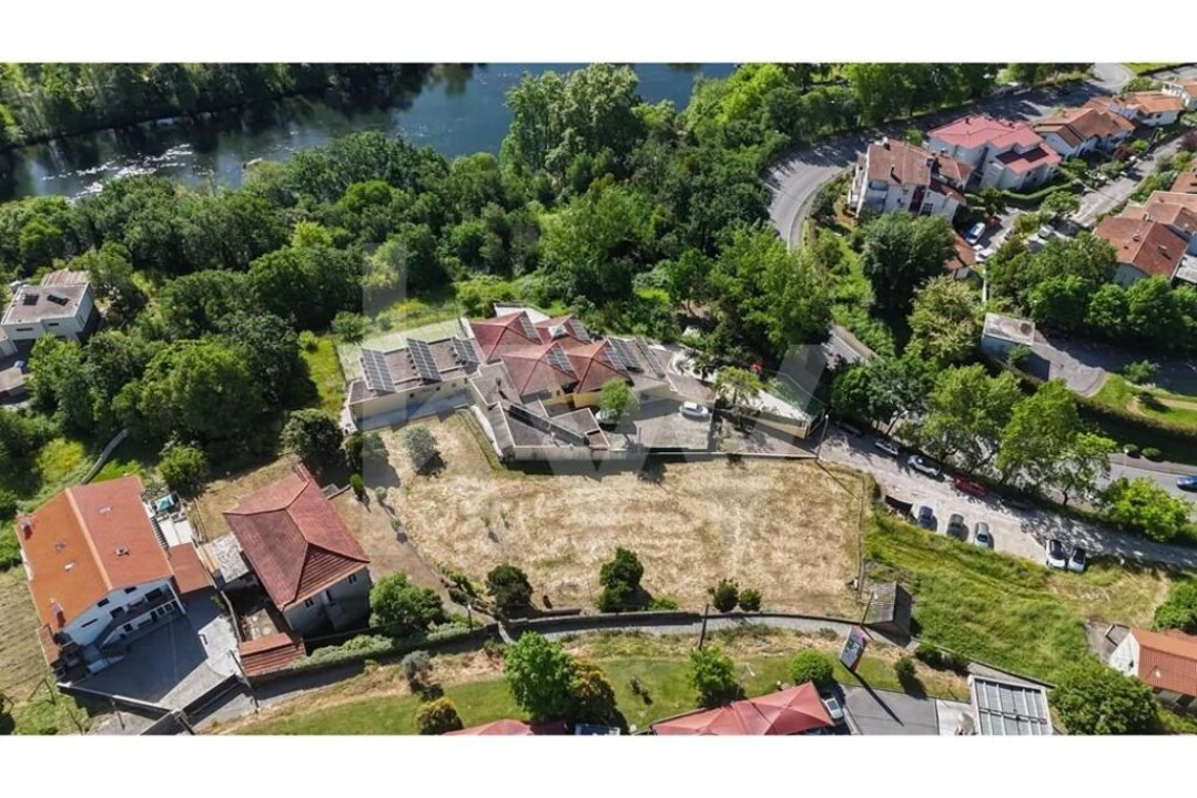 Moradia T6 para Venda em Amarante (São Gonçalo), Madalena, Cepelos e Gatão Foto 60