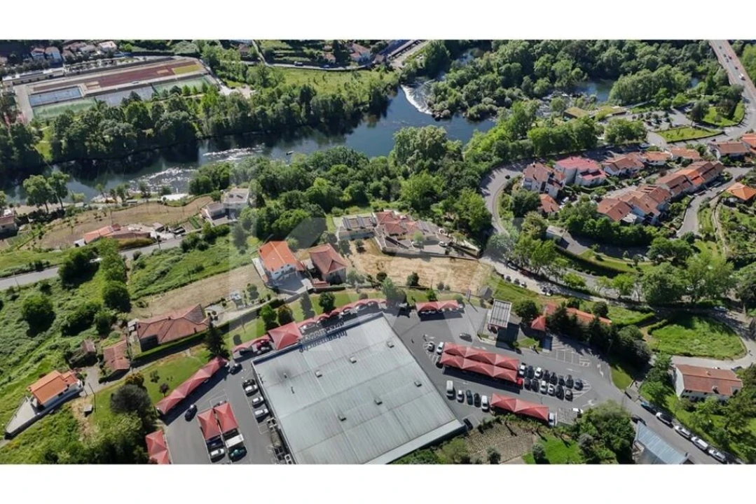 Moradia T6 para Venda em Amarante (São Gonçalo), Madalena, Cepelos e Gatão Foto 59