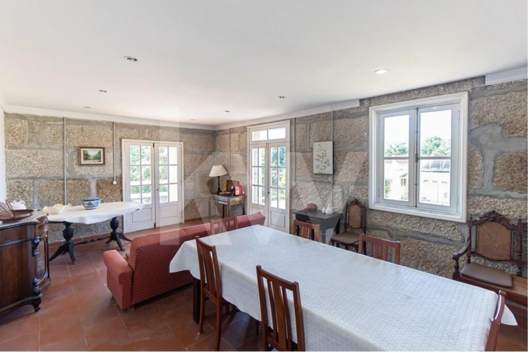 Moradia T6 para Venda em Amarante (São Gonçalo), Madalena, Cepelos e Gatão Foto 5