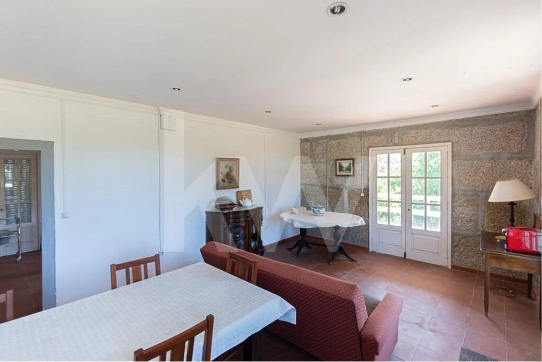 Moradia T6 para Venda em Amarante (São Gonçalo), Madalena, Cepelos e Gatão Foto 3