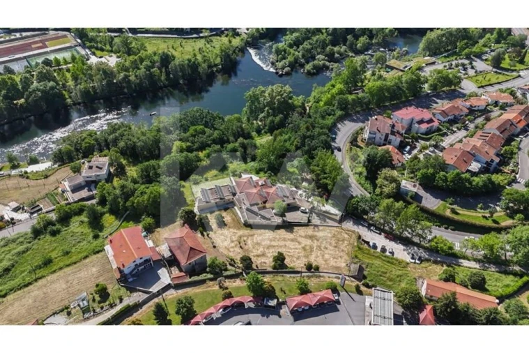 Moradia T6 para Venda em Amarante (São Gonçalo), Madalena, Cepelos e Gatão Foto 58