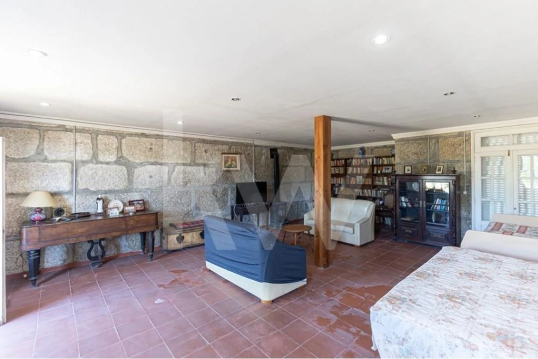 Moradia T6 para Venda em Amarante (São Gonçalo), Madalena, Cepelos e Gatão Foto 10