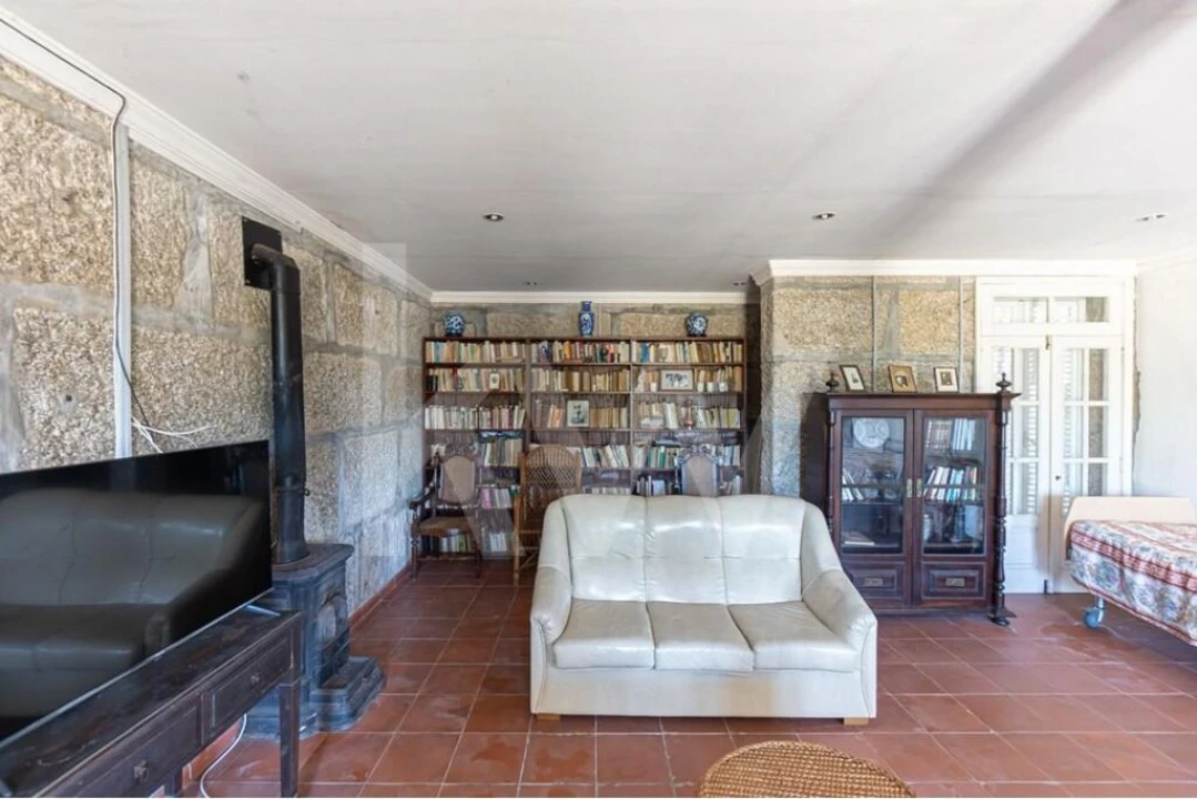 Moradia T6 para Venda em Amarante (São Gonçalo), Madalena, Cepelos e Gatão Foto 8