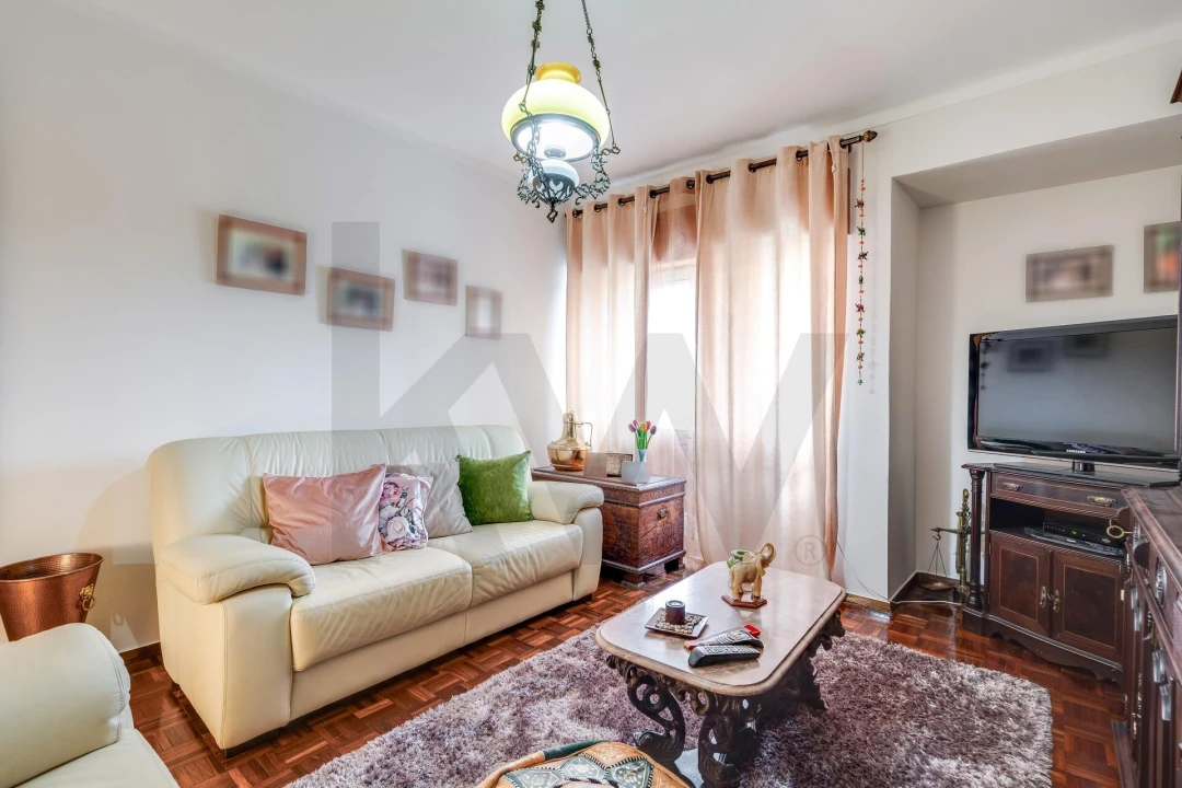Apartamento T2 para Venda em Moita Foto 6