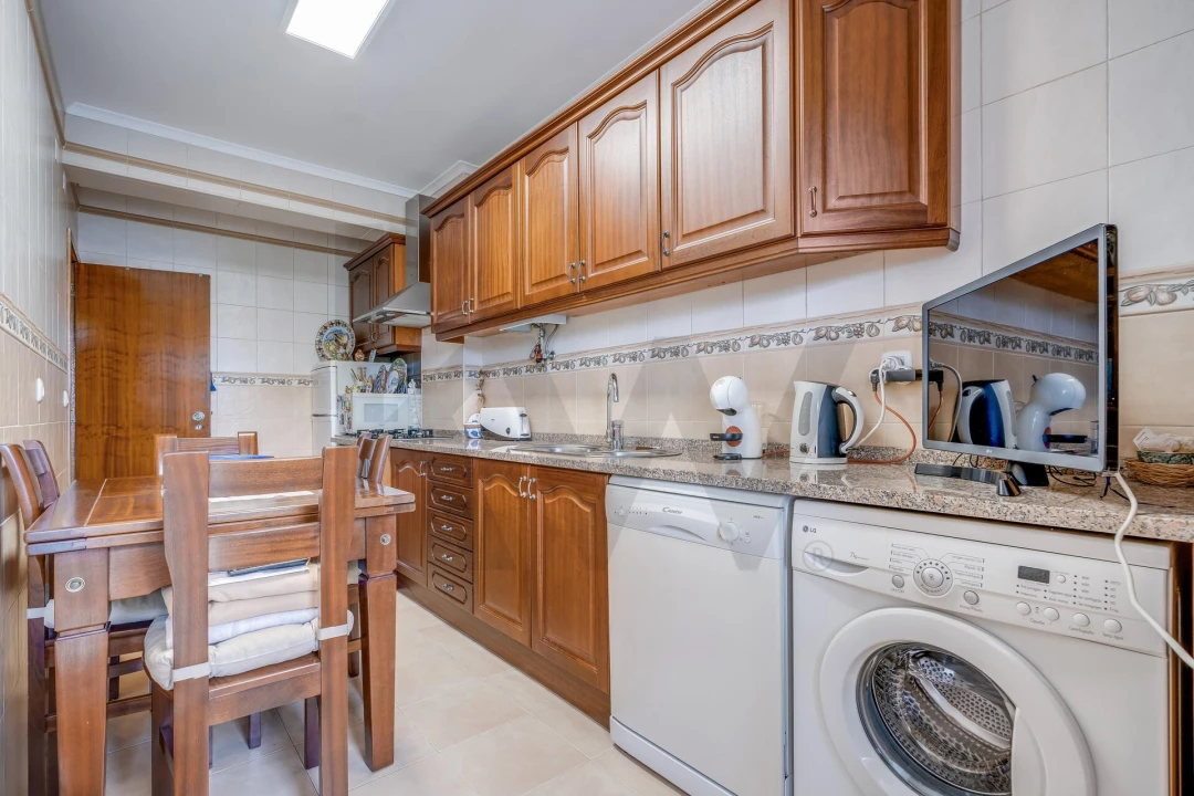 Apartamento T2 para Venda em Moita Foto 11