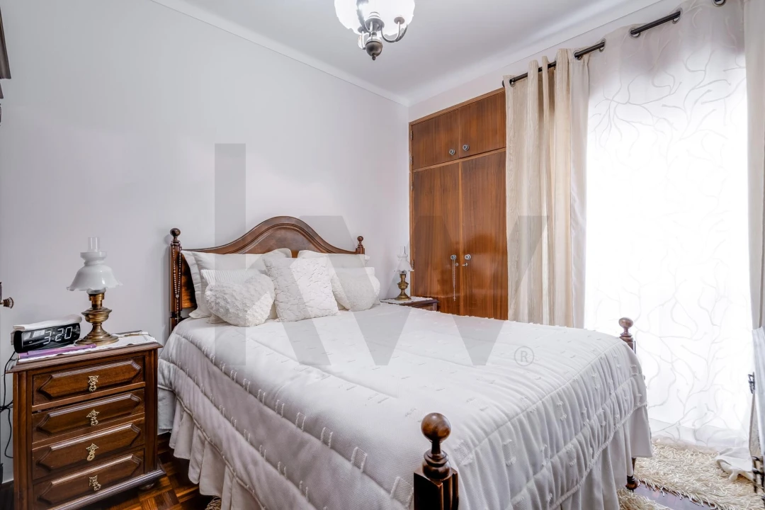 Apartamento T2 para Venda em Moita Foto 15