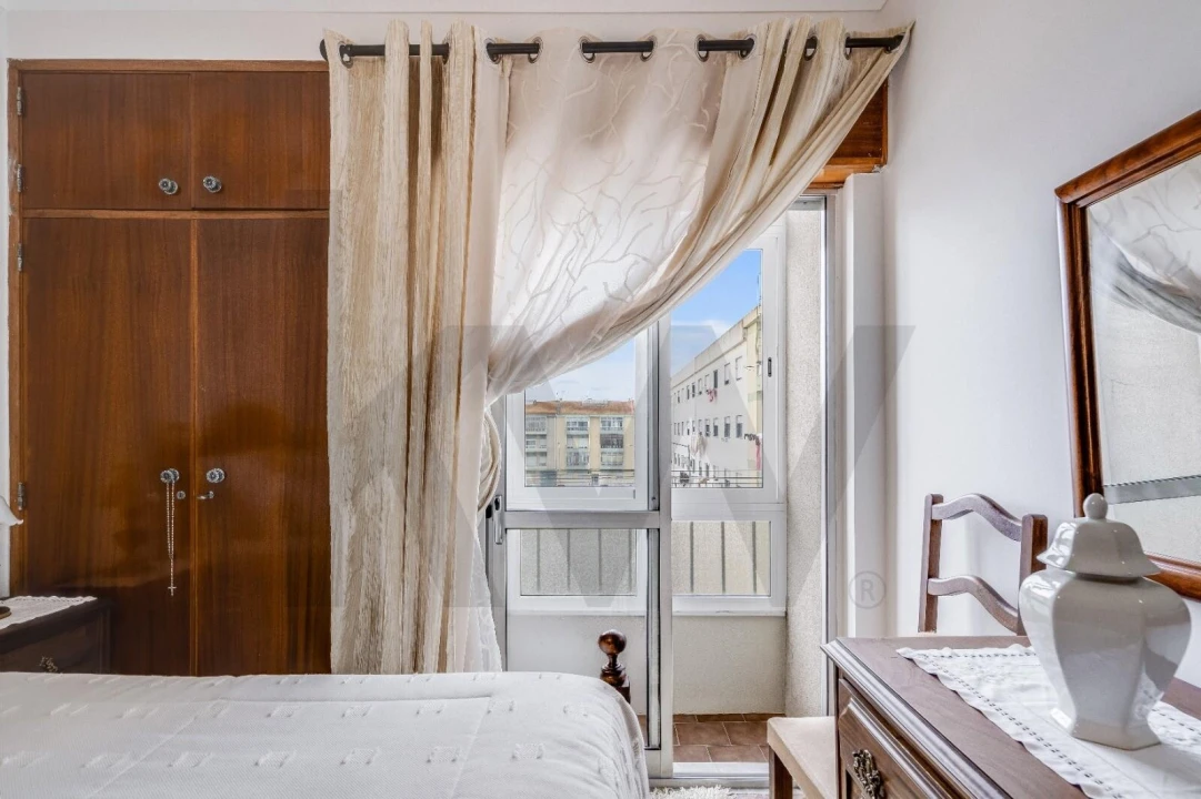 Apartamento T2 para Venda em Moita Foto 13