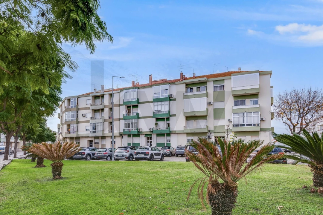 Apartamento T2 para Venda em Moita Foto 5