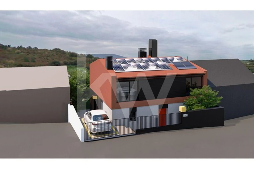 Moradia T4 para Venda em Abrigada e Cabanas de Torres Foto 1