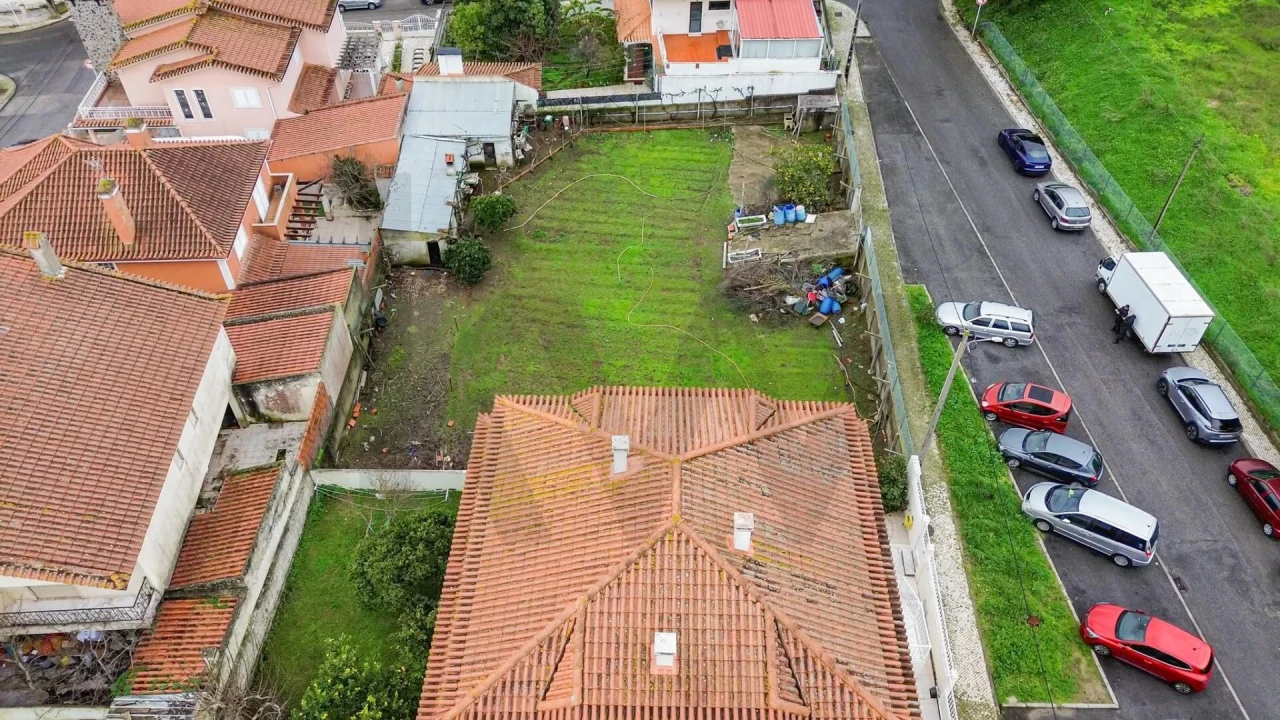Terreno para Venda em Santo António dos Cavaleiros e Frielas Foto 20