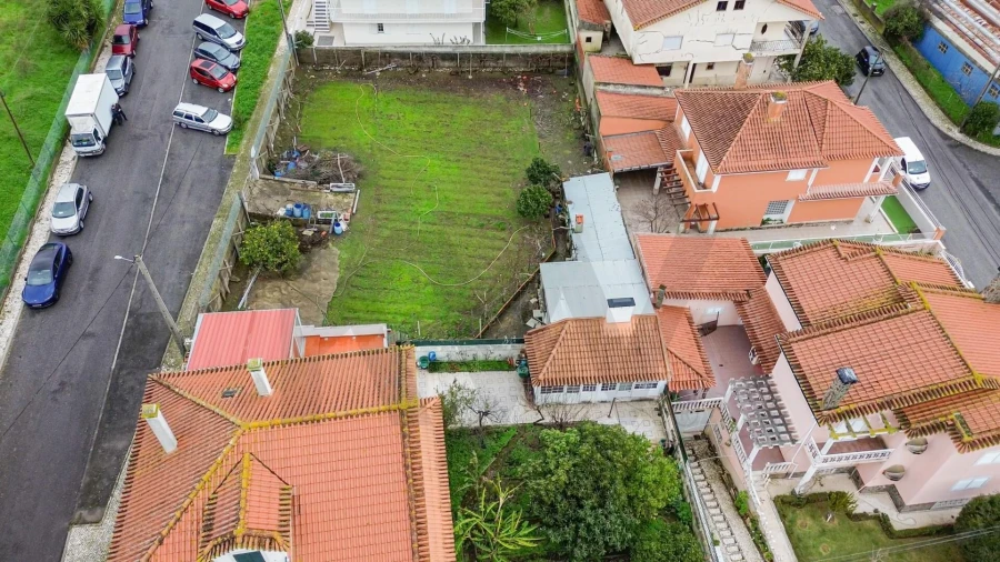 Terreno para Venda em Santo António dos Cavaleiros e Frielas Foto 19