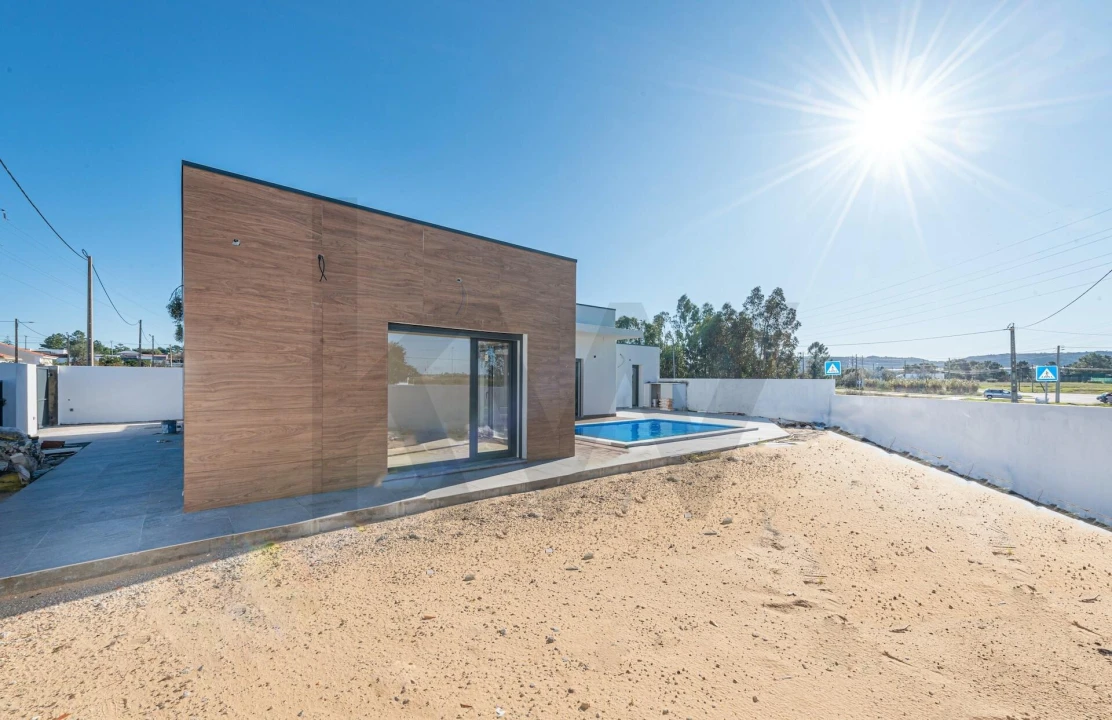 Moradia T3 para Venda em Quinta do Anjo Foto 18