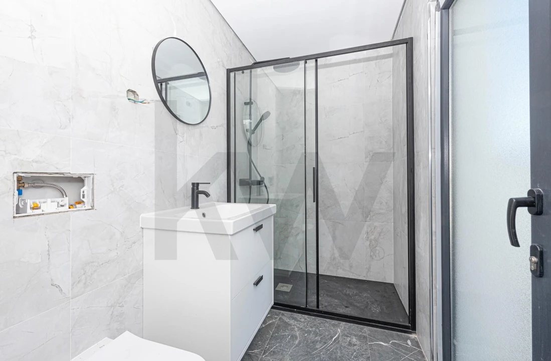 Moradia T3 para Venda em Quinta do Anjo Foto 13