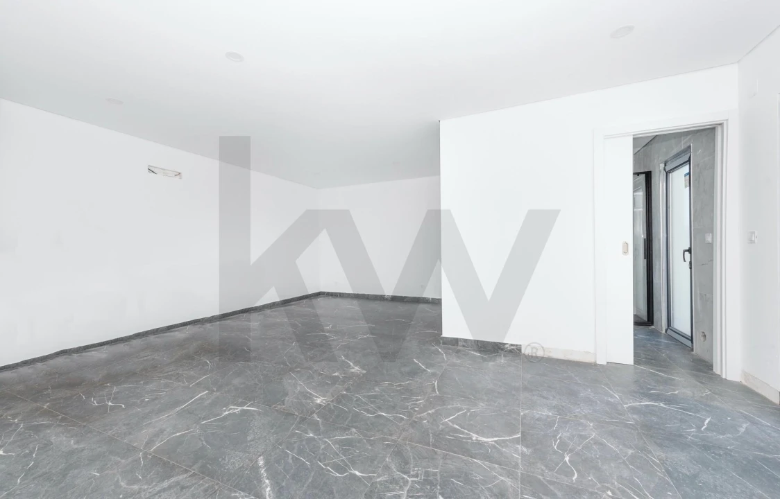 Moradia T3 para Venda em Quinta do Anjo Foto 12