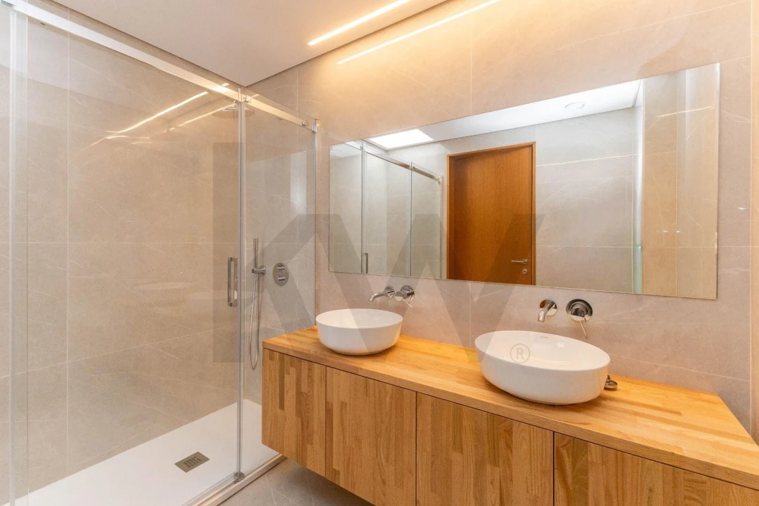 Apartamento T4 para Venda em Bougado (São Martinho e Santiago) Foto 25