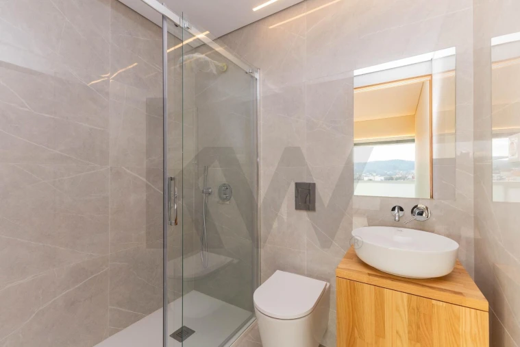 Apartamento T4 para Venda em Bougado (São Martinho e Santiago) Foto 16