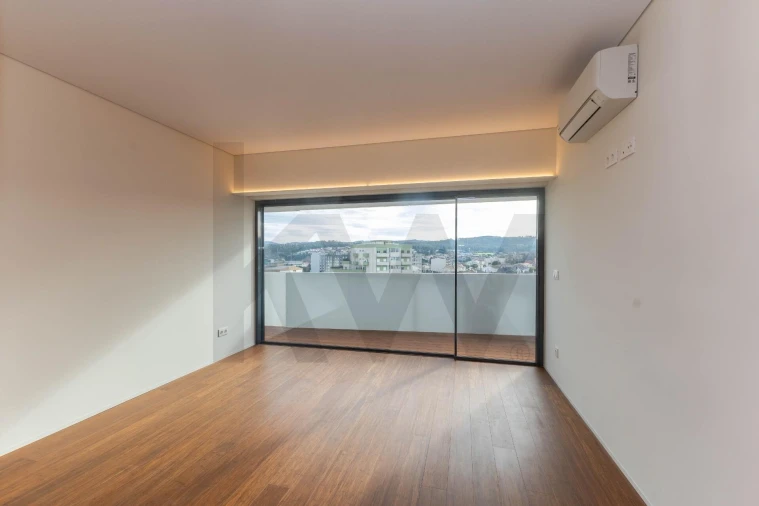 Apartamento T4 para Venda em Bougado (São Martinho e Santiago) Foto 13