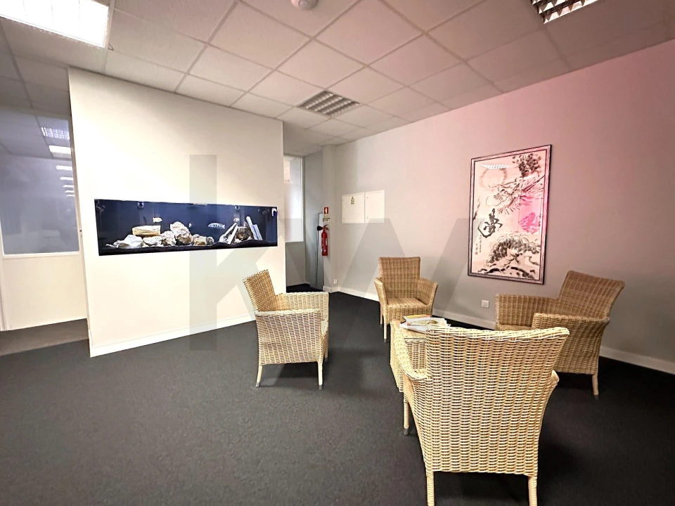 Escritório para Venda em Rio de Mouro Foto 25