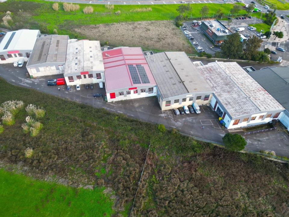 Escritório para Venda em Rio de Mouro Foto 40