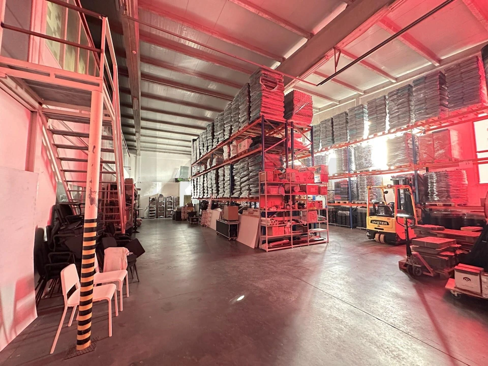 Escritório para Venda em Rio de Mouro Foto 29