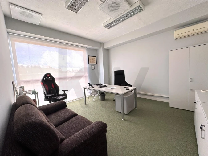 Escritório para Venda em Rio de Mouro Foto 19