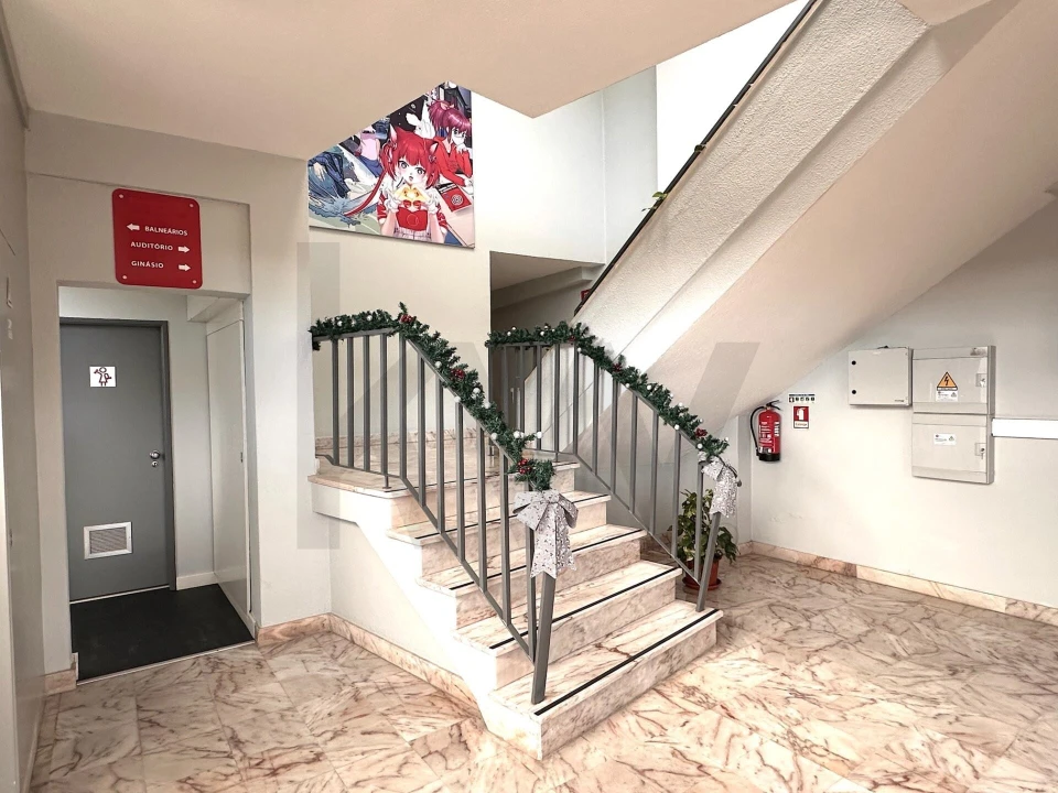 Escritório para Venda em Rio de Mouro Foto 16