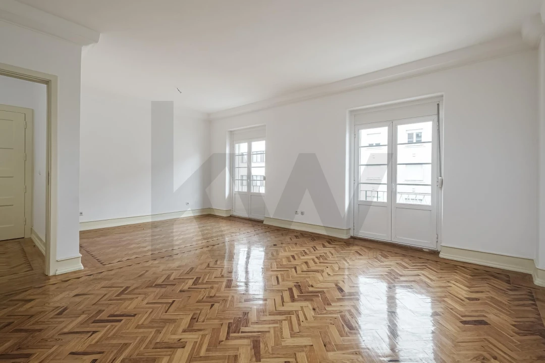 Apartamento T3 para Arrendamento em Avenidas Novas Foto 3