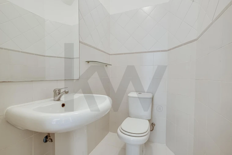 Apartamento T3 para Arrendamento em Avenidas Novas Foto 7