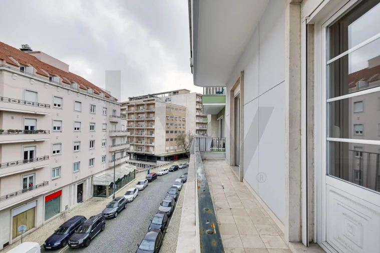 Apartamento T3 para Arrendamento em Avenidas Novas Foto 19