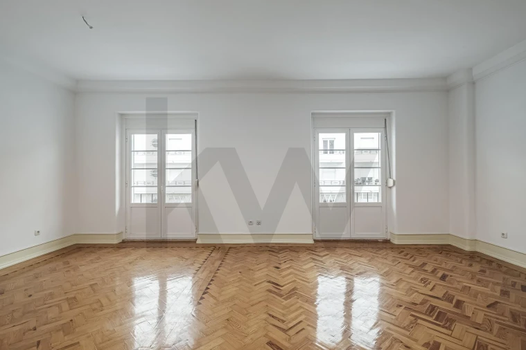 Apartamento T3 para Arrendamento em Avenidas Novas Foto 5