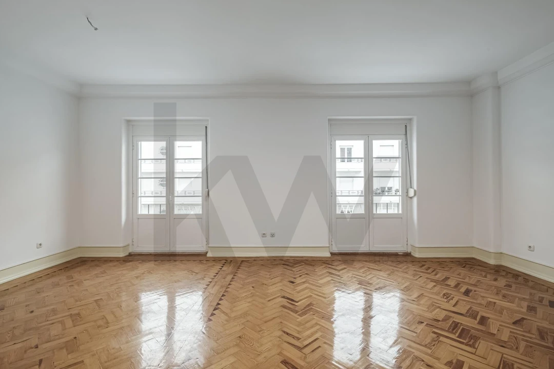 Apartamento T3 para Arrendamento em Avenidas Novas Foto 5