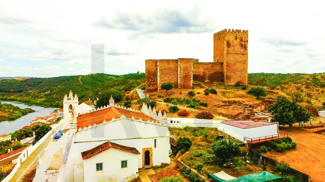 Moradia T1 para Venda em Belver Foto 4