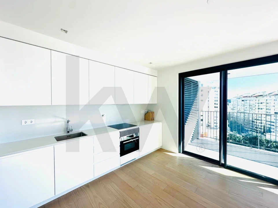 Apartamento T2 para Arrendamento em Algés, Linda-A-Velha e Cruz Quebrada-Dafundo Foto 6