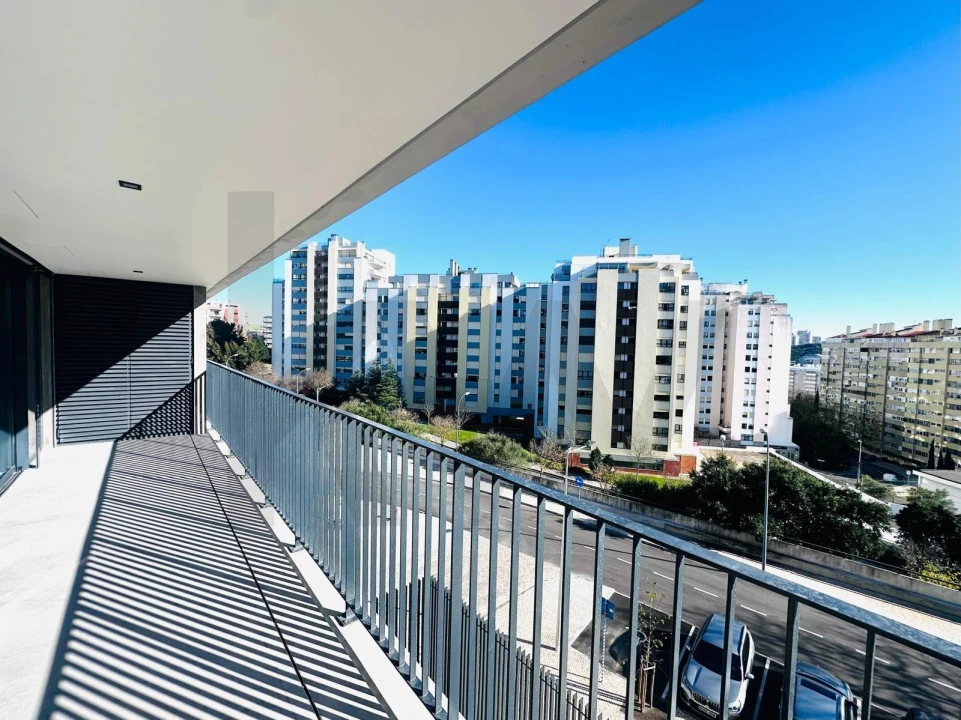 Apartamento T2 para Arrendamento em Algés, Linda-A-Velha e Cruz Quebrada-Dafundo Foto 1