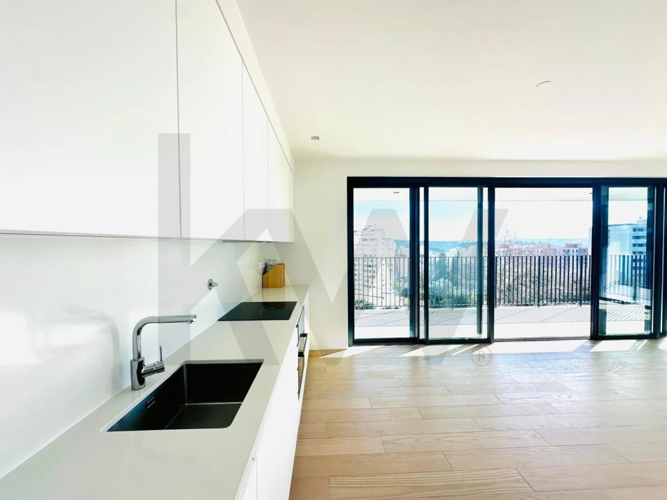 Apartamento T2 para Arrendamento em Algés, Linda-A-Velha e Cruz Quebrada-Dafundo Foto 7