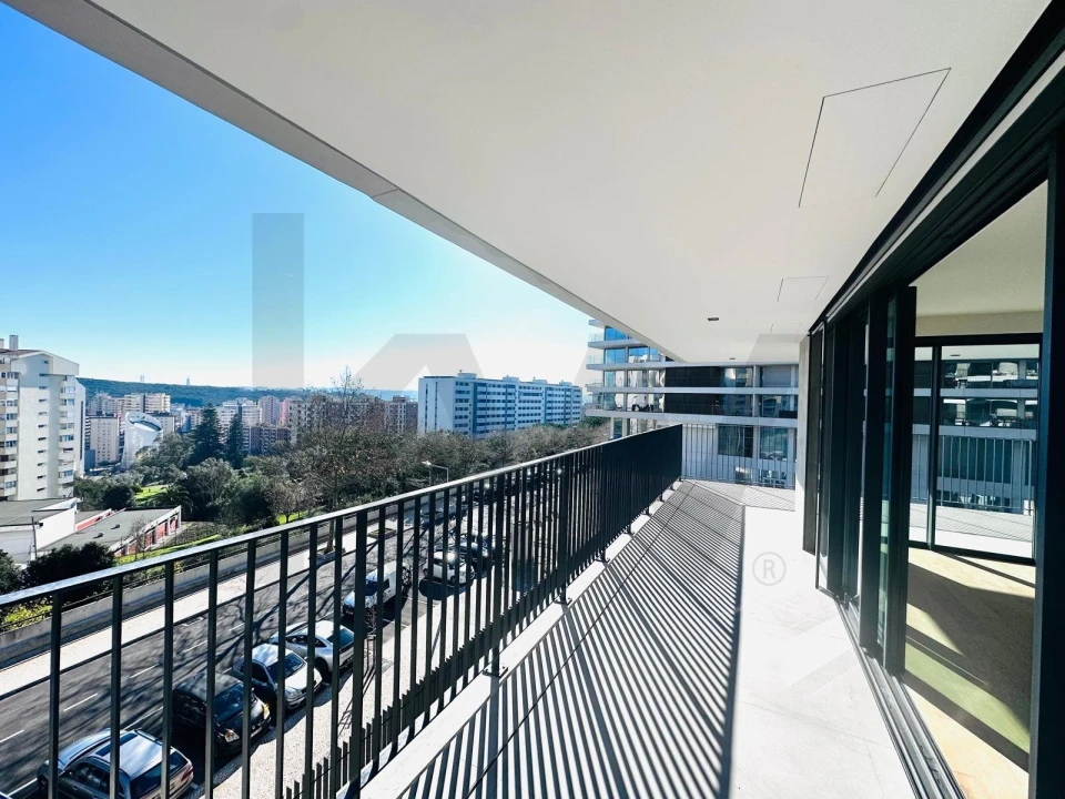 Apartamento T2 para Arrendamento em Algés, Linda-A-Velha e Cruz Quebrada-Dafundo Foto 2