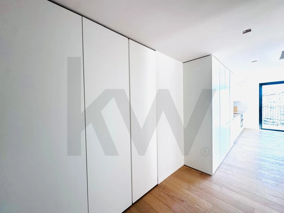 Apartamento T2 para Arrendamento em Algés, Linda-A-Velha e Cruz Quebrada-Dafundo Foto 12