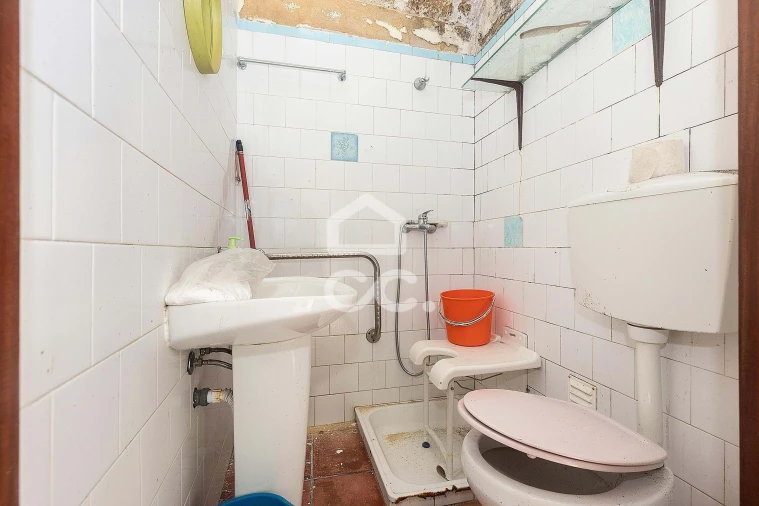 Moradia T4 para Venda em Arraiolos Foto 8