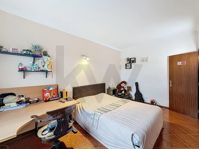 Moradia T4 para Venda em Vale de Santarem Foto 24