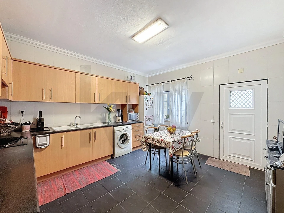 Moradia T4 para Venda em Vale de Santarem Foto 30