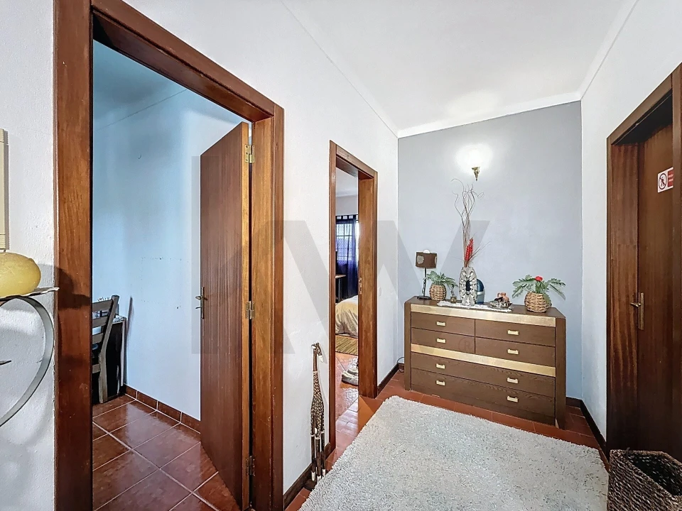 Moradia T4 para Venda em Vale de Santarem Foto 17